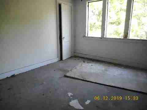 4703 Drexel (29)_m.jpg